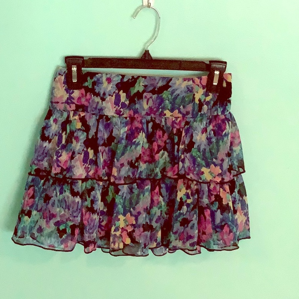 Flowery mini skirt